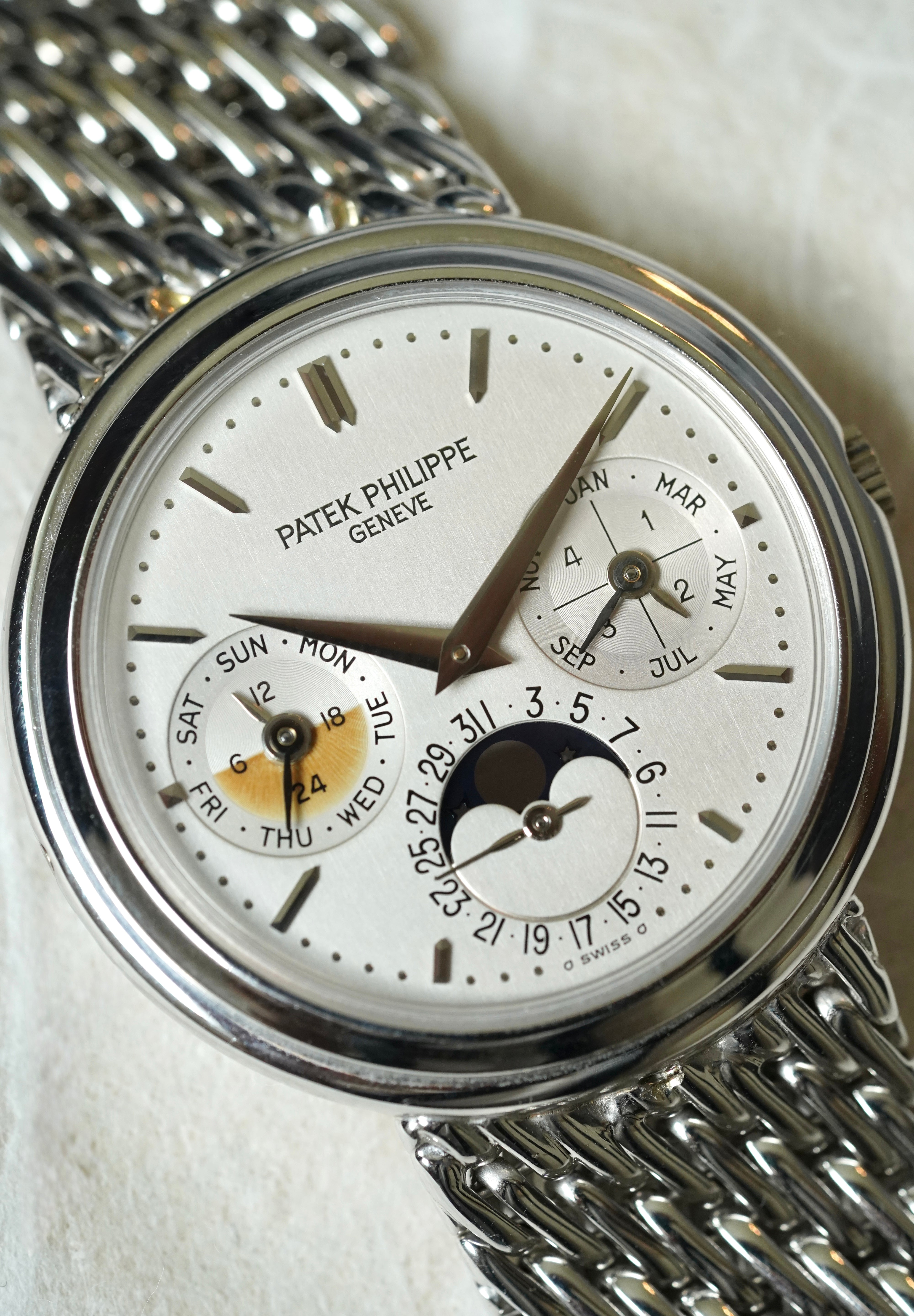 Patek Philippe Perpetual Calendar ref.3945G in 18K White Gold (Full Set)