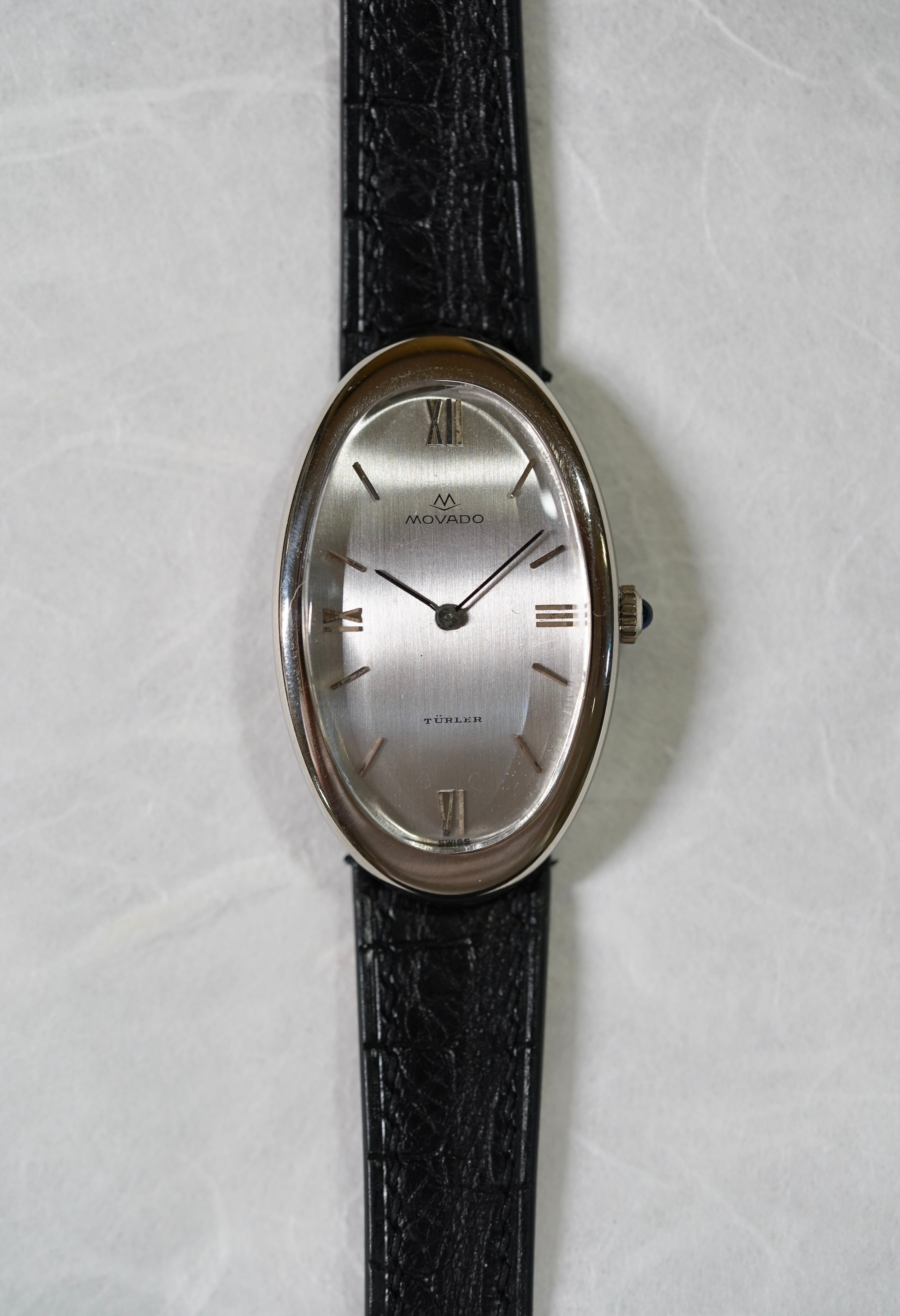 Movado Baignoire "Türler" Double Signature
